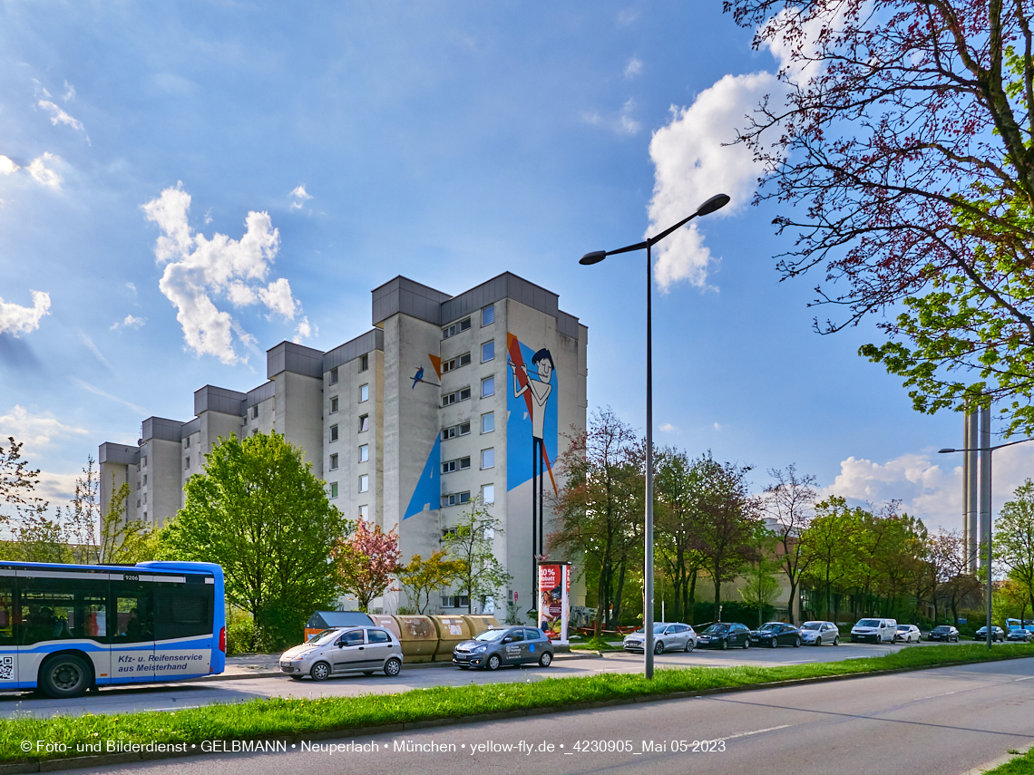 05.05.2023 - Graffiti am Karl-Marx-Ring 75 in Neuperlach